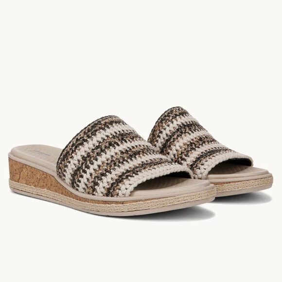 Bzees Breezy Wedge Sandal (WIDE) - Picture 1 of 7